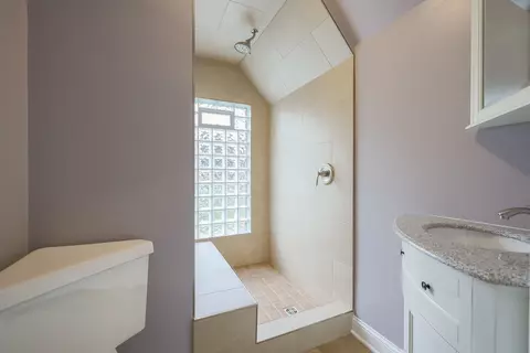 Bath - 301 E Pierce St, Elburn, IL 60119 photo 2 of 3