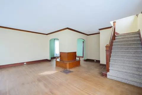 Living - 301 E Pierce St, Elburn, IL 60119 photo 1 of 5
