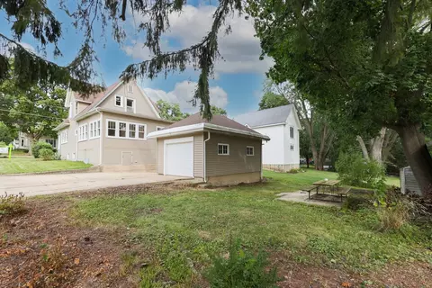 Exterior - 301 E Pierce St, Elburn, IL 60119 photo 3 of 7