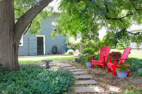 Exterior - 204 Spring Ave, Naperville, IL 60540 photo 10 of 12