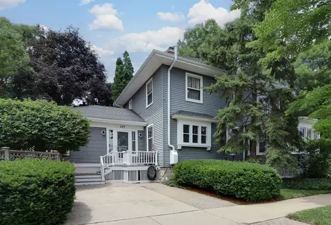 Exterior - 204 Spring Ave, Naperville, IL 60540 photo 11 of 12