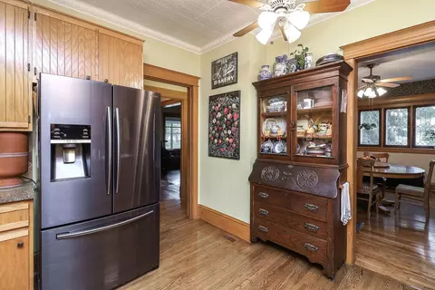 Kitchen - 204 Spring Ave, Naperville, IL 60540 photo 2 of 3