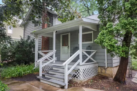 Exterior - 210 Spring Ave, Naperville, IL 60540 photo 4 of 4