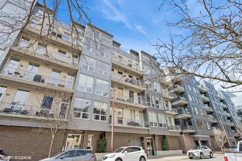 20 N Carpenter St #PH-S, Chicago, IL 60607