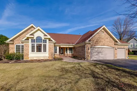 559 Coventry Ln, Buffalo Grove, IL 60089