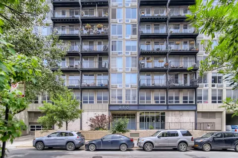 450 W Briar Pl #13K, Chicago, IL 60657