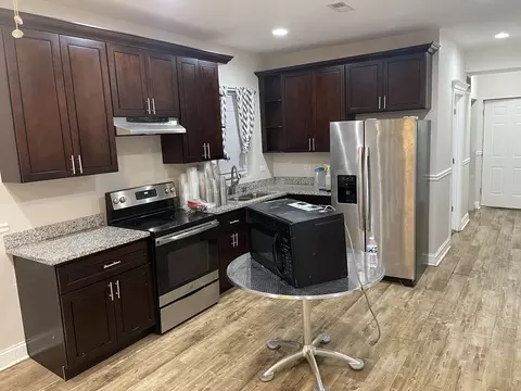 Kitchen - 6330 S Artesian Ave, Chicago, IL 60629 photo 4 of 4