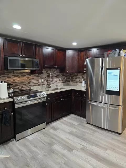 Kitchen - 6330 S Artesian Ave, Chicago, IL 60629 photo 1 of 4