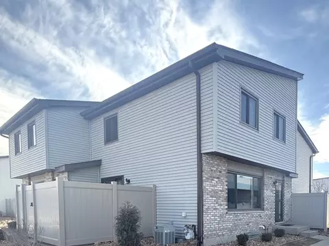1057 Southgate Rd, New Lenox, IL 60451