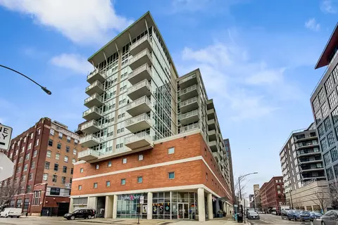 909 W Washington Blvd #1013, Chicago, IL 60607