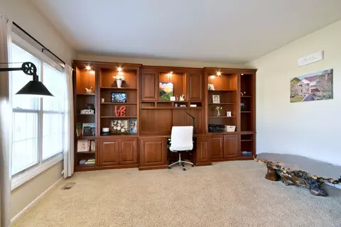 781 Hayrack Dr, Algonquin, IL 60102 photo 4