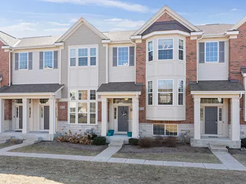 2933 Henley Ln, Naperville, IL 60540