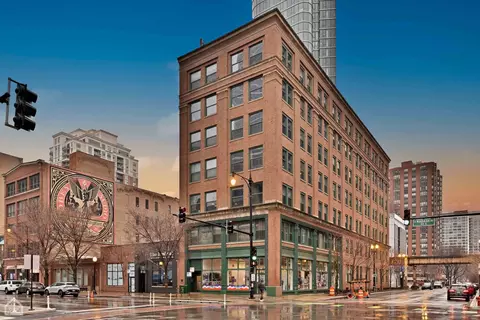 900 S Wabash Ave #701, Chicago, IL 60605