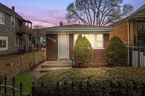 10730 S Hoxie Ave, Chicago, IL 60617
