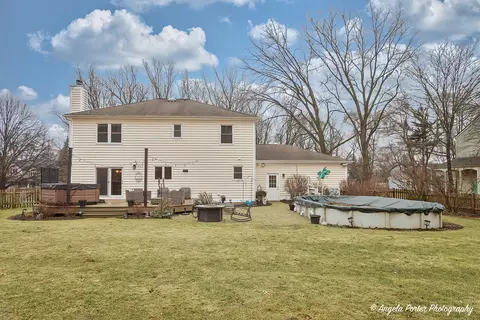 Exterior - 1816 Channel Beach Ave, Johnsburg, IL 60051 photo 2 of 9