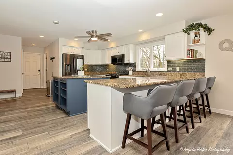 Kitchen - 1816 Channel Beach Ave, Johnsburg, IL 60051 photo 1 of 6