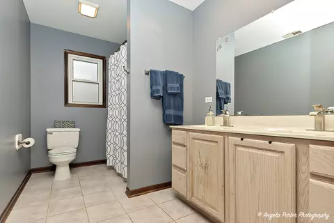 Bath - 1816 Channel Beach Ave, Johnsburg, IL 60051 photo 3 of 3
