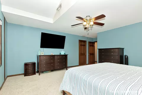 Bedroom - 1816 Channel Beach Ave, Johnsburg, IL 60051 photo 3 of 7