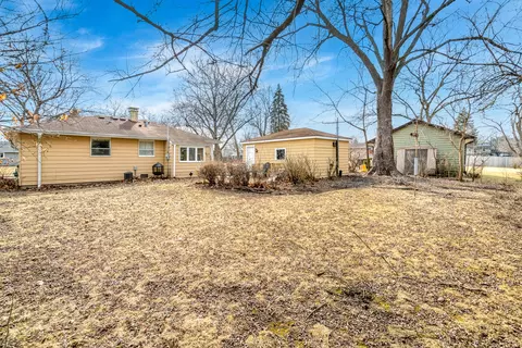 3606 Falcon Ct N, Rolling Meadows, IL 60008 photo 9