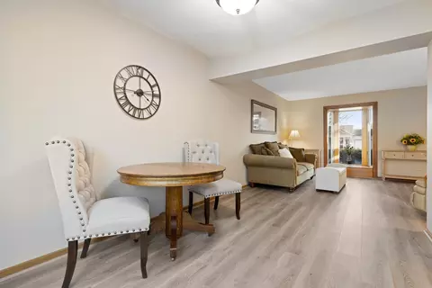 Dining - 2262 Highfield Ln, Aurora, IL 60504 photo 2 of 2