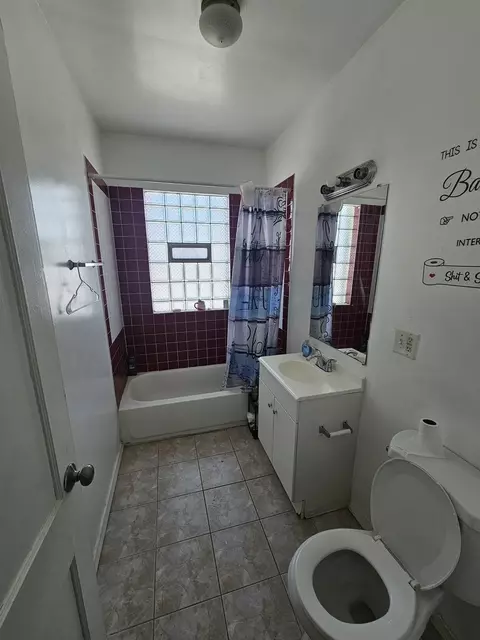 Bath - Undisclosed, Chicago, IL 60644 photo 2 of 2