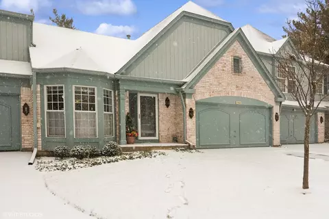 713 Alsace Ct, Buffalo Grove, IL 60089