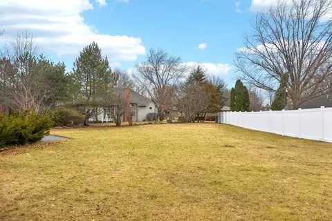 Exterior - 1802 Charles St, Morris, IL 60450 photo 4 of 10