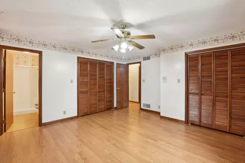 Bedroom - 1802 Charles St, Morris, IL 60450 photo 3 of 7