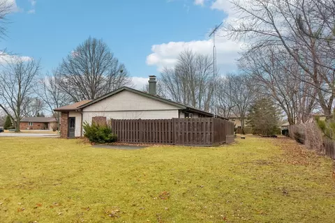 Exterior - 1802 Charles St, Morris, IL 60450 photo 10 of 10