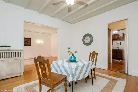 Dining - 5111 S Cornell Ave #1, Chicago, IL 60615 photo 1 of 3