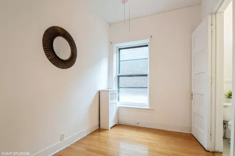 Bedroom - 5111 S Cornell Ave #1, Chicago, IL 60615 photo 3 of 3