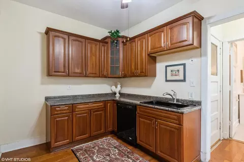 Kitchen - 5111 S Cornell Ave #1, Chicago, IL 60615 photo 1 of 3