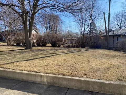 1709 Calhoun St, Peru, IL 61354 photo 13