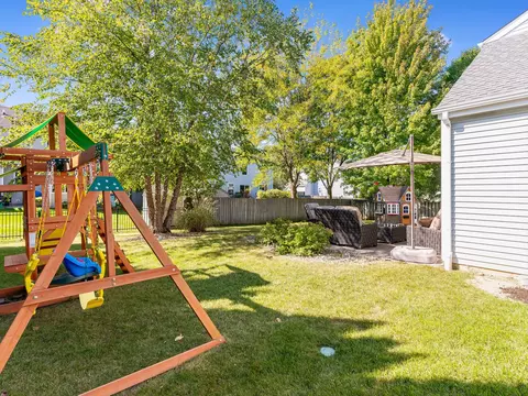 Exterior - 10665 Cape Cod Ln, Huntley, IL 60142 photo 8 of 8