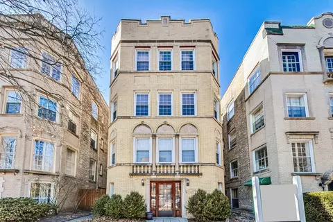 138 Custer Ave #2, Evanston, IL 60202