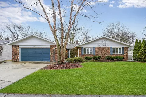 1003 Runyan Dr, Lockport, IL 60441