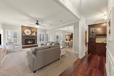 13008 Silverleaf Ct, Plainfield, IL 60585 photo 6