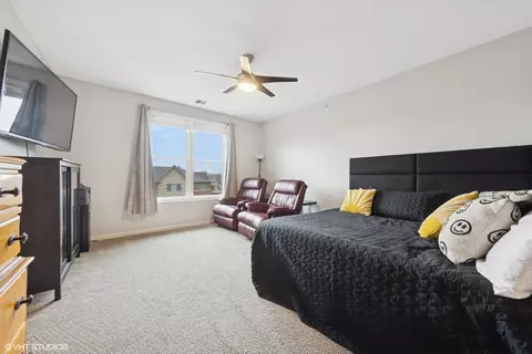 267 E Railroad Ave #304, Bartlett, IL 60103 photo 7