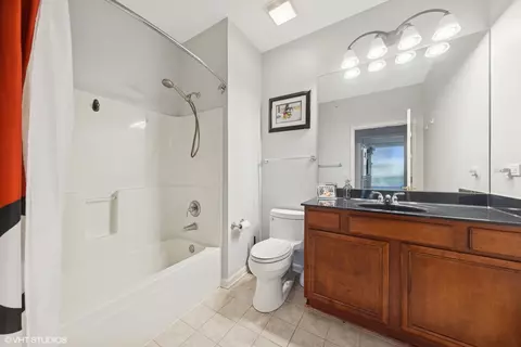 267 E Railroad Ave #304, Bartlett, IL 60103 photo 11