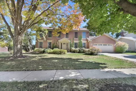 3405 Portshire Ct, Hoffman Estates, IL 60067