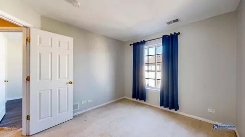 Bedroom - 2017 Concord Dr, Mchenry, IL 60050 photo 6 of 8