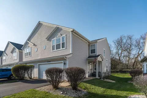 14824 W Victoria Crossing Way, Lockport, IL 60441