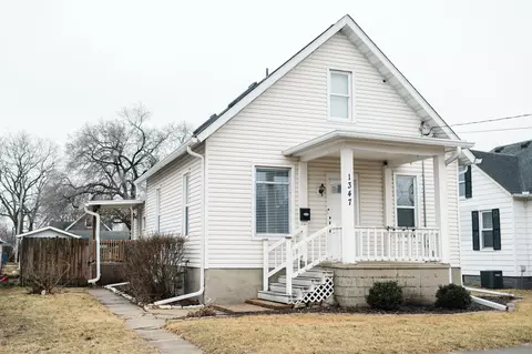 1347 W Jefferson St, Ottawa, IL 61350