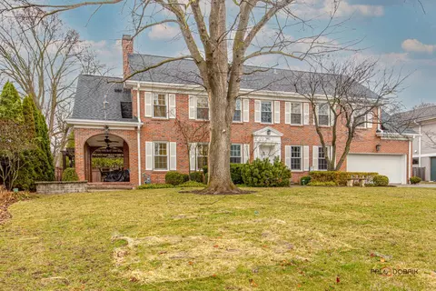 982 Elm Ridge Dr, Glencoe, IL 60022