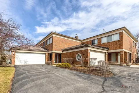 513 Kelburn Rd, Deerfield, IL 60015