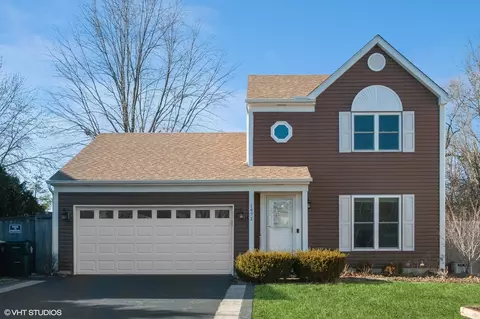 1471 Carriage Ln, Lake Villa, IL 60046