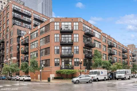 333 W Hubbard St #5N, Chicago, IL 60654