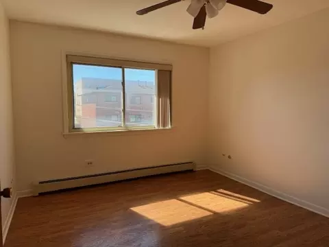 Bedroom - 1243 E Washington St #C302, Des Plaines, IL 60016 photo 1 of 3