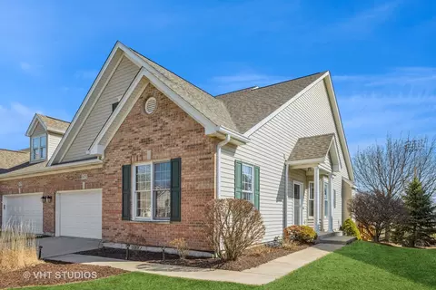 1 N175 Mission Ct, Winfield, IL 60190