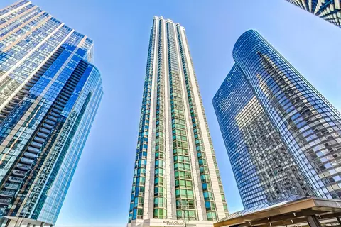 195 N Harbor Dr #1107, Chicago, IL 60601